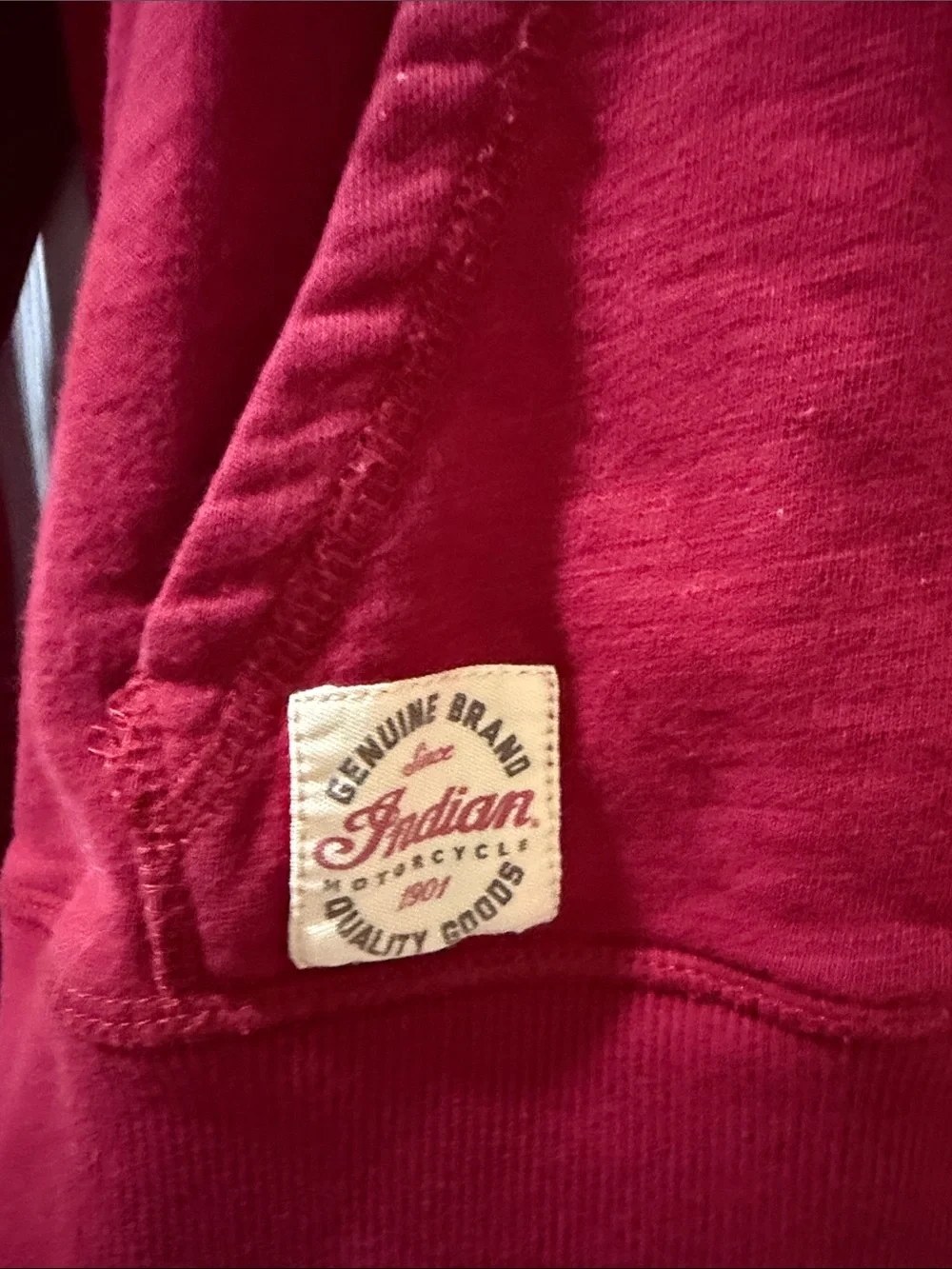Indian Motorcycle Men's Crewneck Hoodie in Maroon